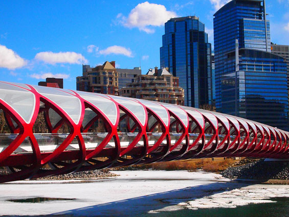 Calatrava designed Peace Bridge opens in Calgary
