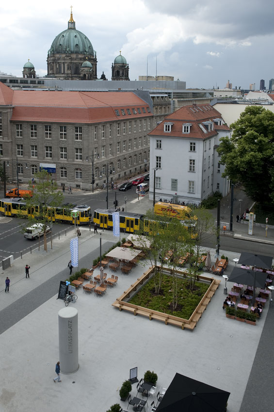... Quartier | Berlin Germany | TOPOTEK1 World Landscape Architecture