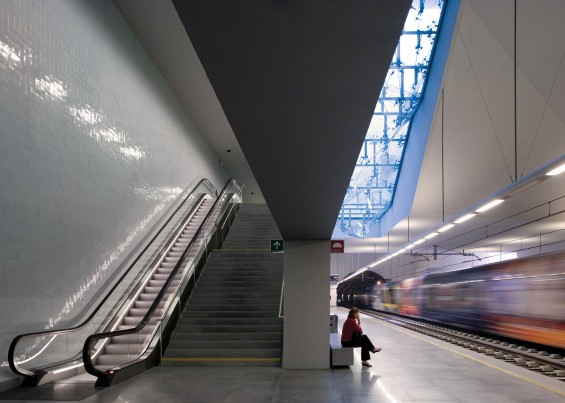 2013-08-25-Exhibition-Transformative-Mobility-Porto-station-25b