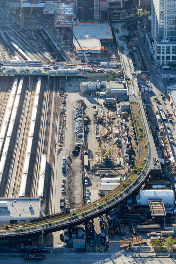 1404-High-Line-At-The-Rail-Yards---Photo-By-Iwan-Baan