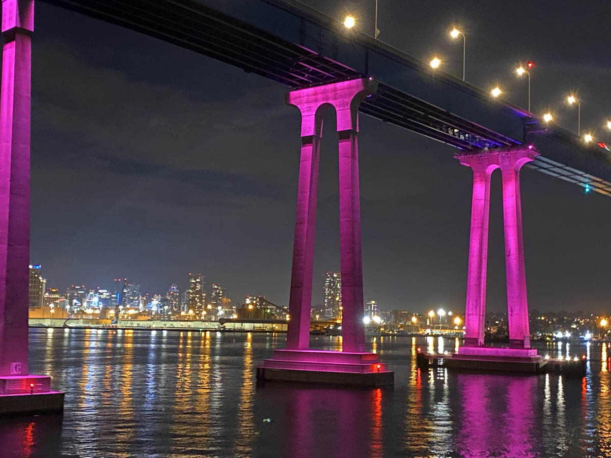 The lighting of the Coronado Bridge, San Diego reaches large-scale