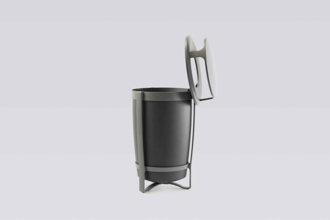 Northport Collection from Landscape Forms. 3D models of a litter bin. 
