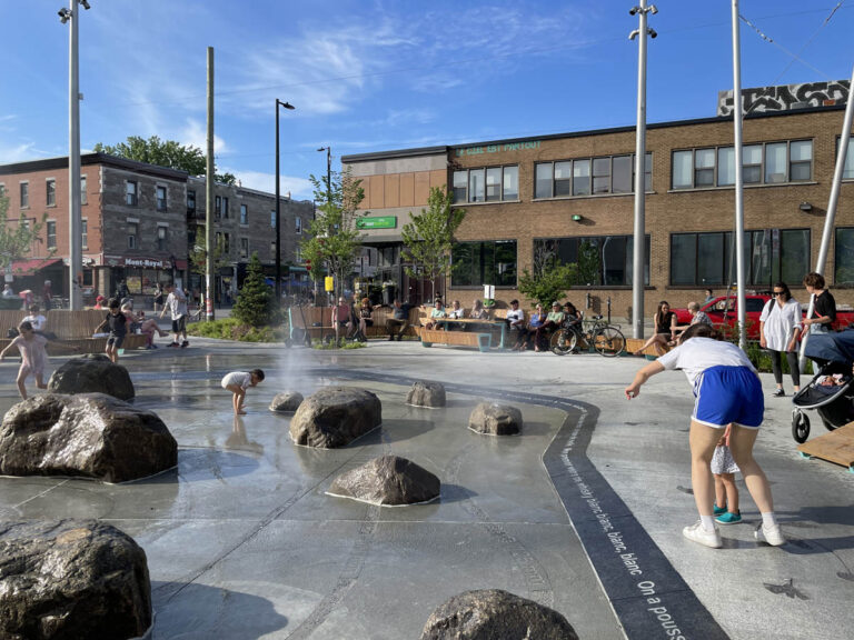 Fleurs-de-Macadam Plaza | Montreal, Canada | NIPPAYSAGE